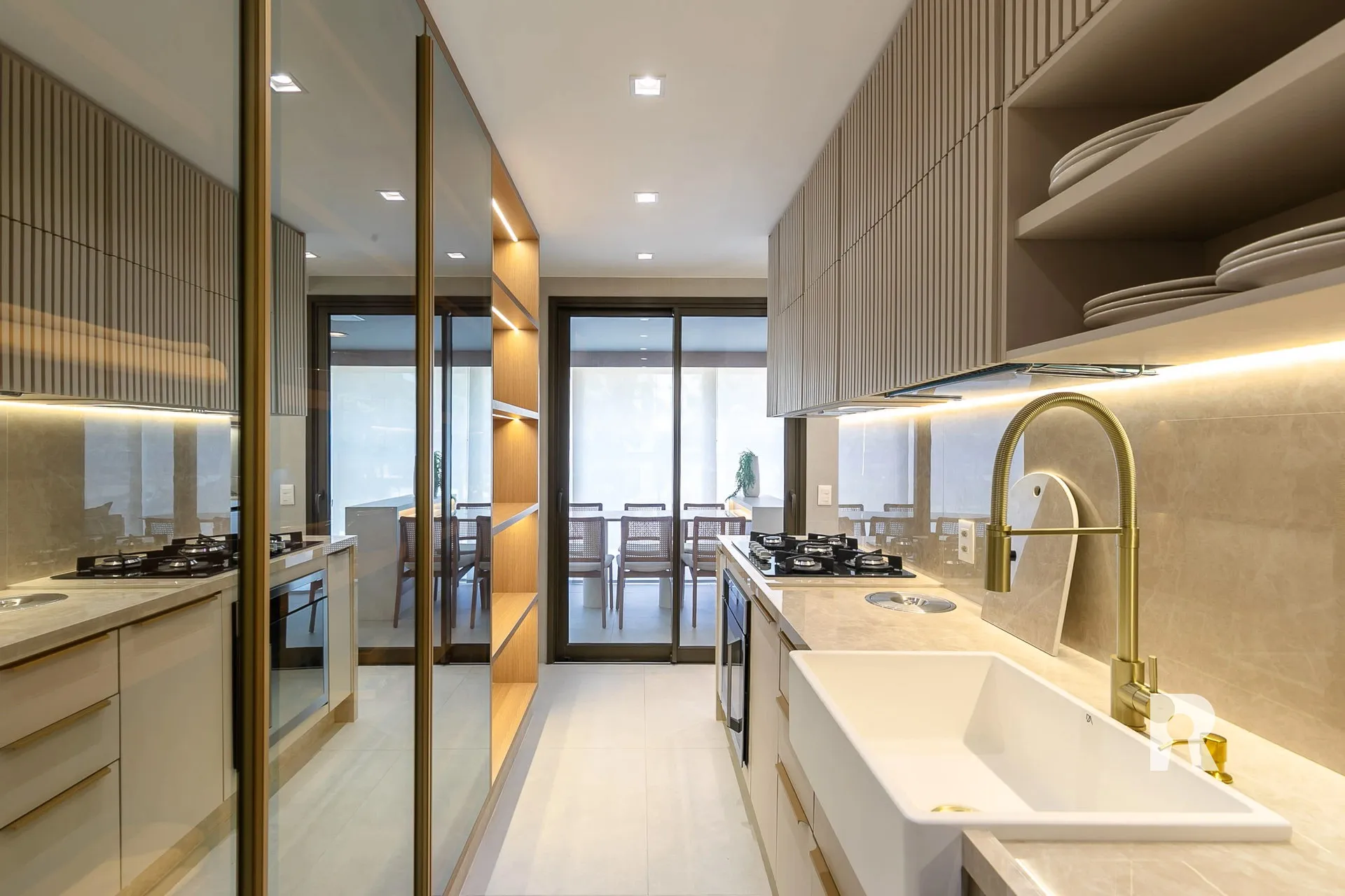 3-bedroom apartment with a jacuzzi — photo 4