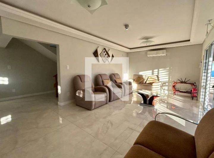 House with 7 bedrooms and 500 m², 1 en-suite and 6 baths — photo 7