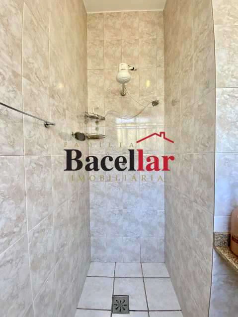 Furnished house with 4 bedrooms and a balcony — photo 26