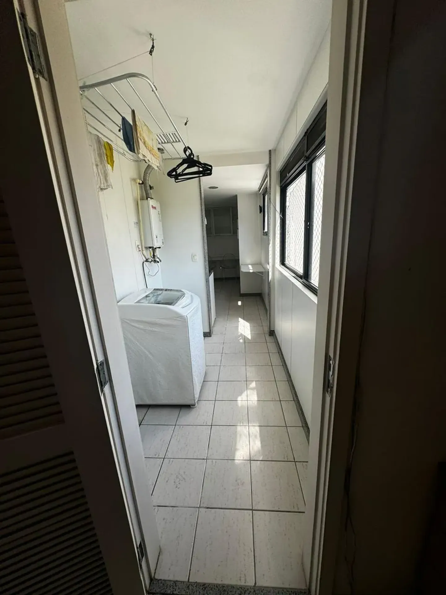 Furnished 1-bedroom apartment with 1 parking space 109 m² — photo 16