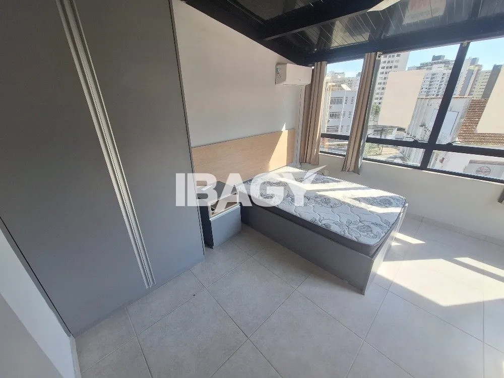Apartamento amueblado con cocina pequeña y 1 dormitorio — photo 5