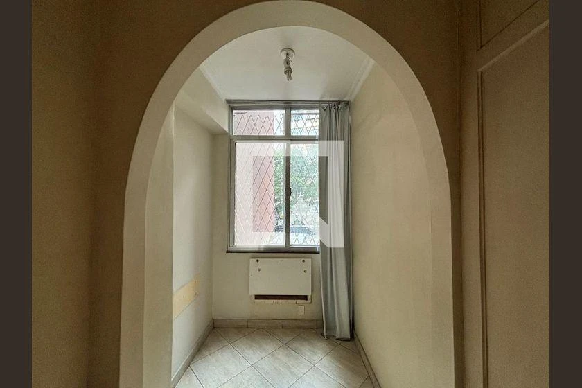 230 m² apartment with a bathtub and a home office — photo 25
