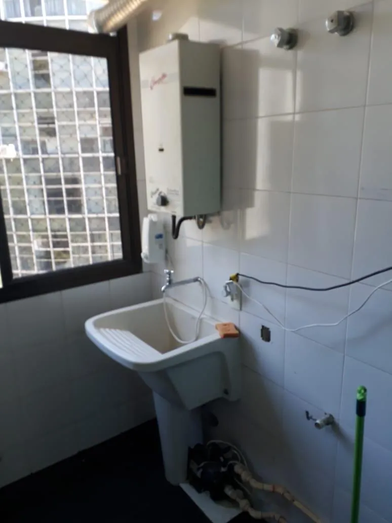 175 m² apartment with 3 bedrooms and a balcony — photo 6
