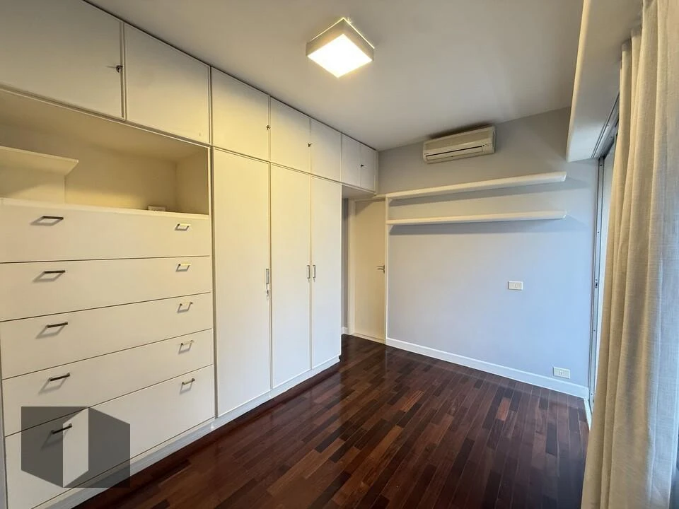 4-bedroom apartment 164 m² with 2 parking spaces — photo 14