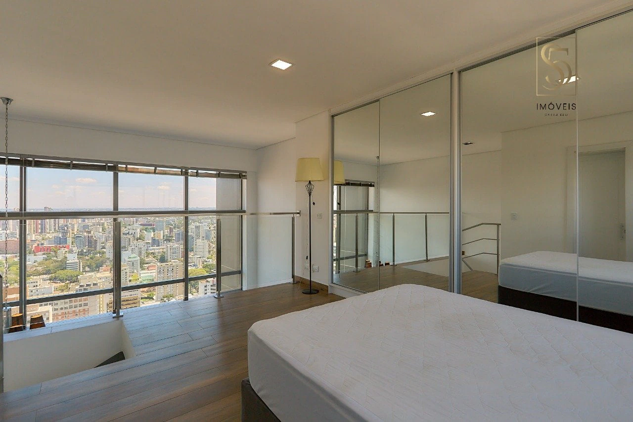 Floor-to-ceiling windows in a one-bedroom apartment, 140 m² — photo 7