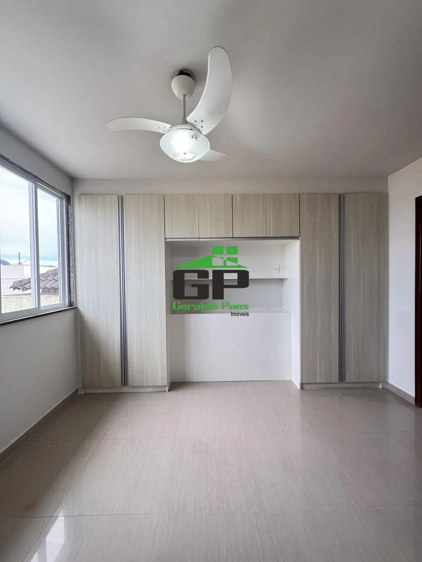 Casa com 5 quartos e 5 banheiros, cozinha fechada — photo 33
