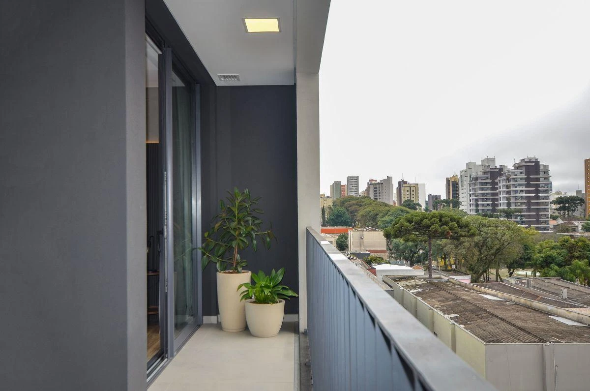 Furnished 1-bedroom apartment with balcony and grill — photo 13