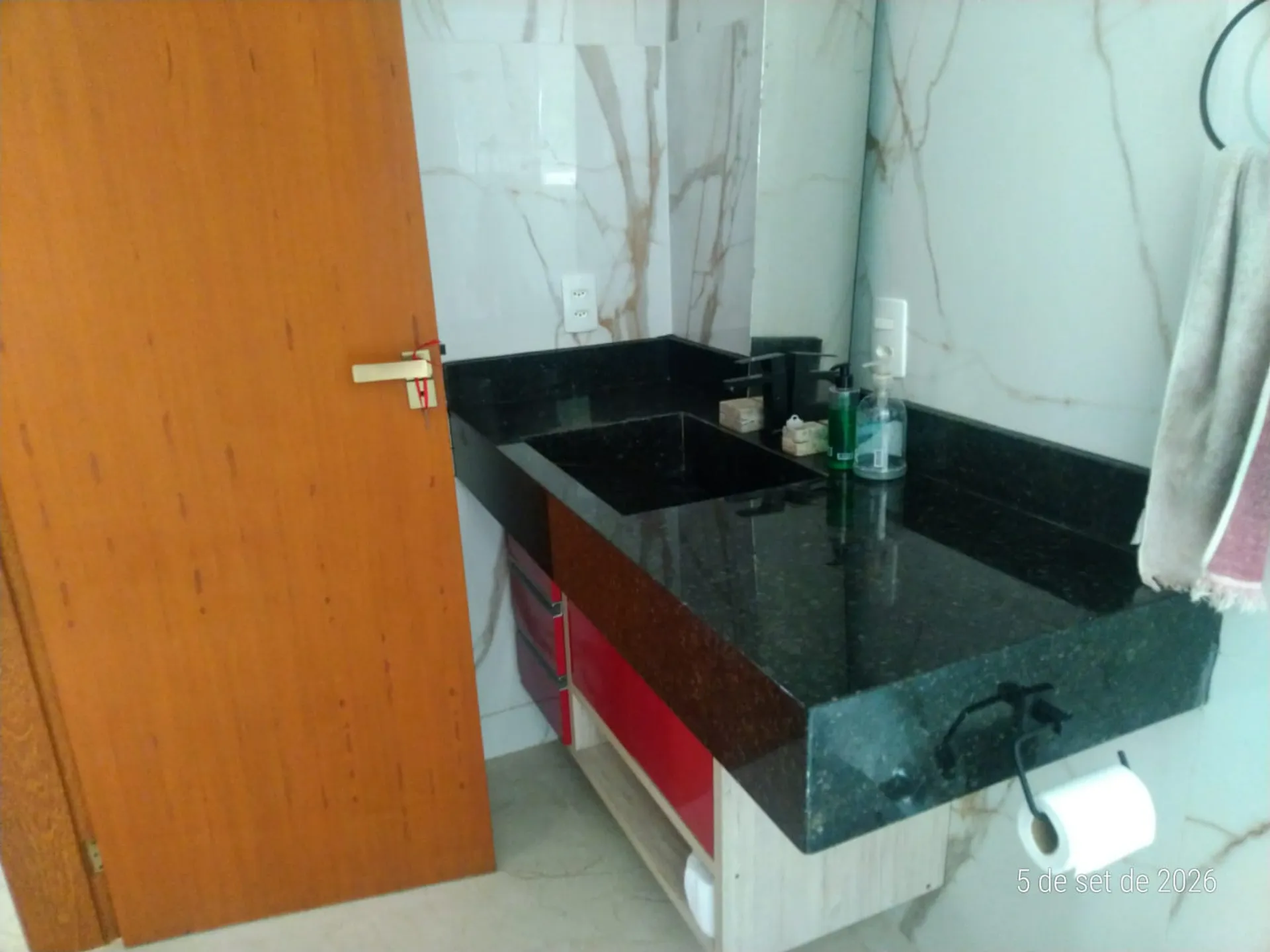 Квартира 40 м² з 1 спальнею та 1 паркомісцем — photo 13