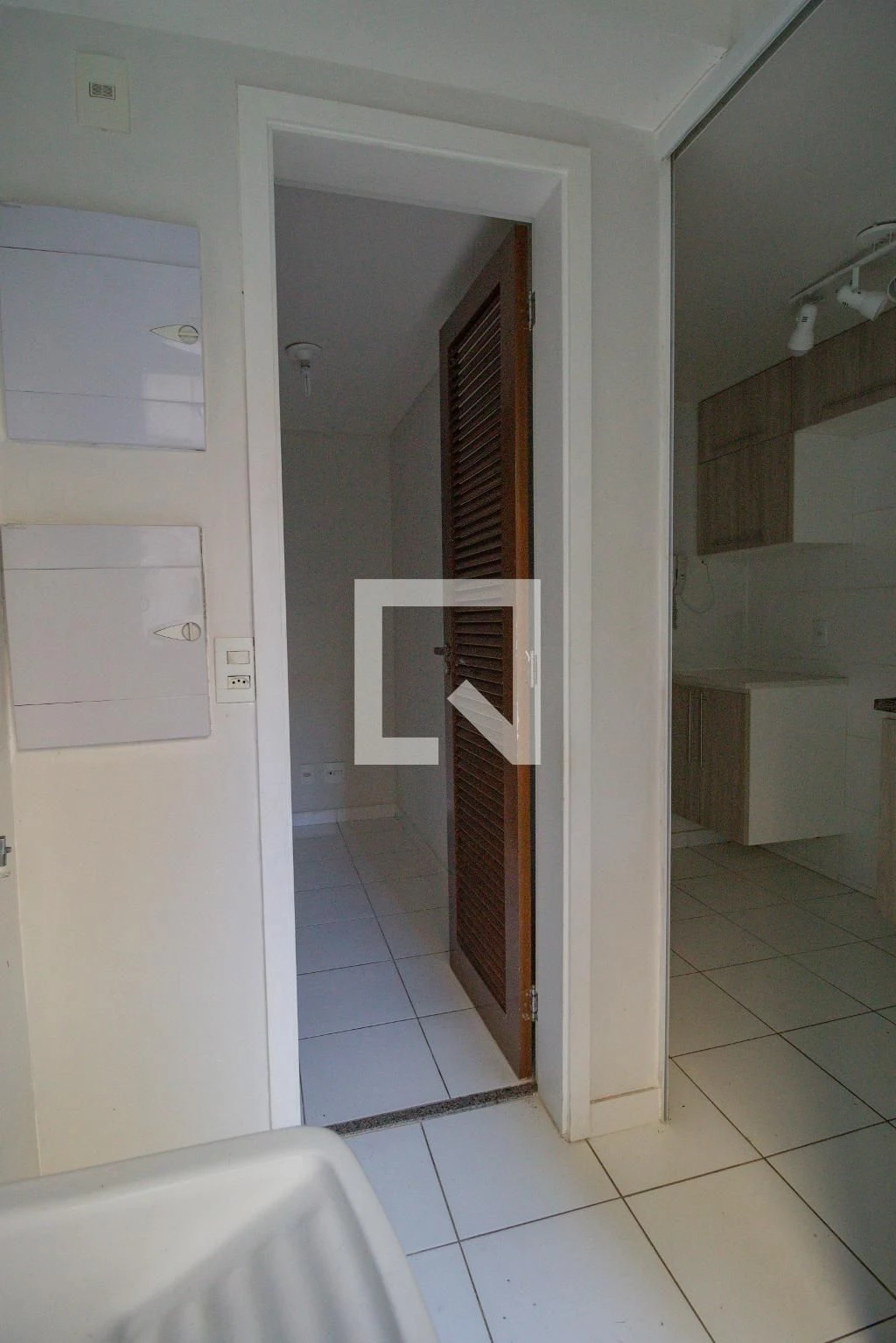 Furnished apartment, 75 m², with a walk-in closet — photo 3