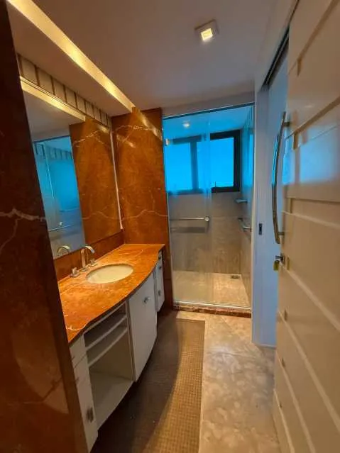 Penthouse apartment with 4 en-suite bedrooms — photo 9