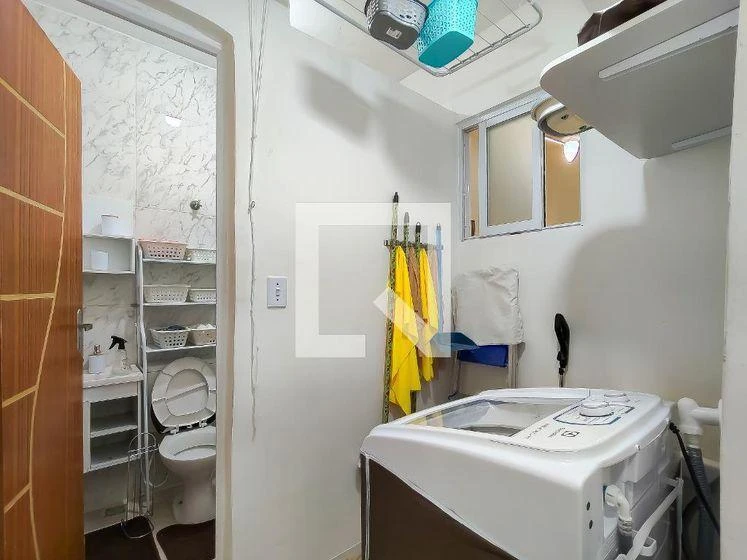 2-bedroom apartment with a washing machine — photo 3