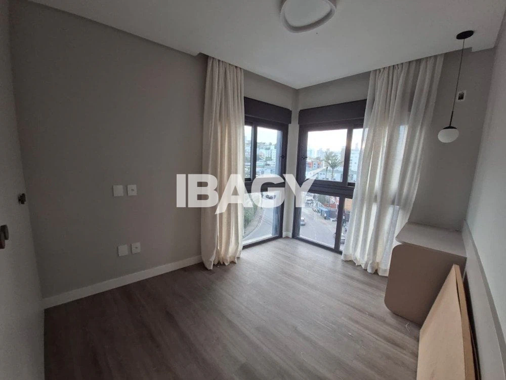 Apartamento de 1 dormitorio con cocina integrada y 55 m² — photo 2