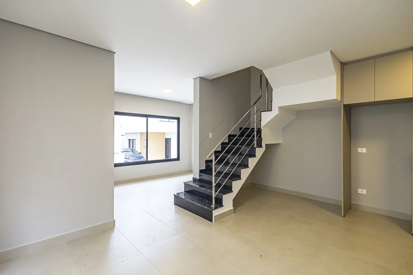 House with 3 bedrooms, 3 baths and 2 parking spots — photo 10
