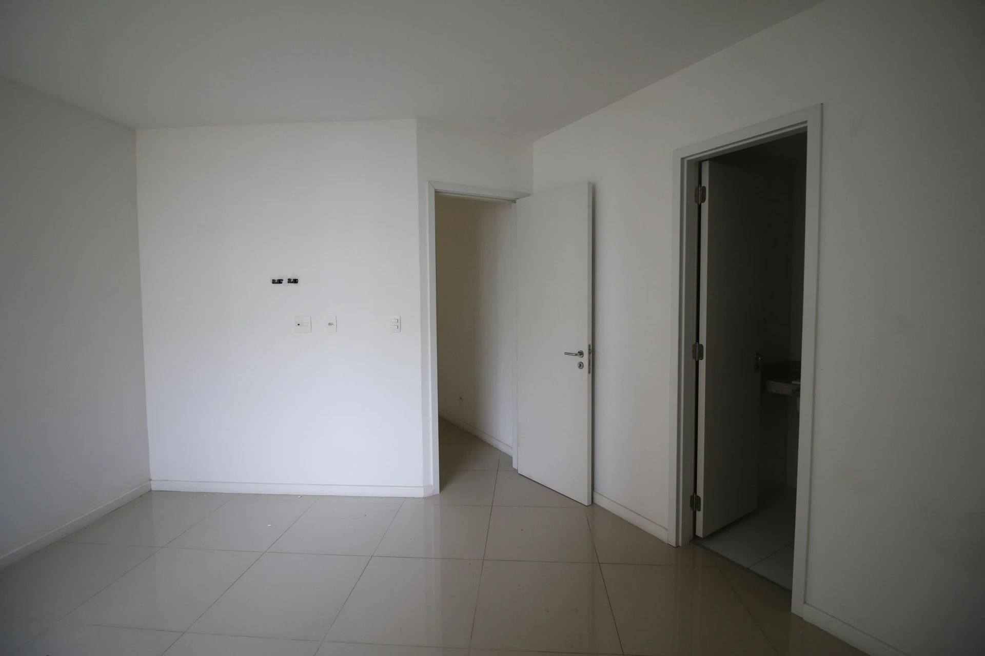 2-bedroom apartment with a home office in Rio de Janeiro — photo 35
