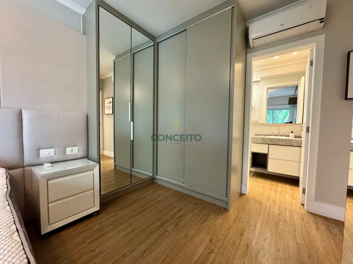 Glass-enclosed balcony in a 2-bedroom apartment, 74 m² — photo 24