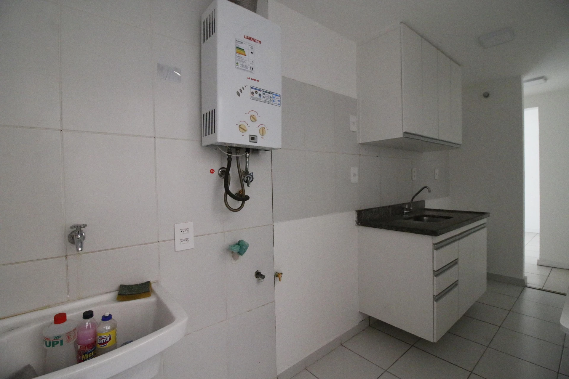 Washing machine in a 3-bedroom apartment, 79 m² — photo 19