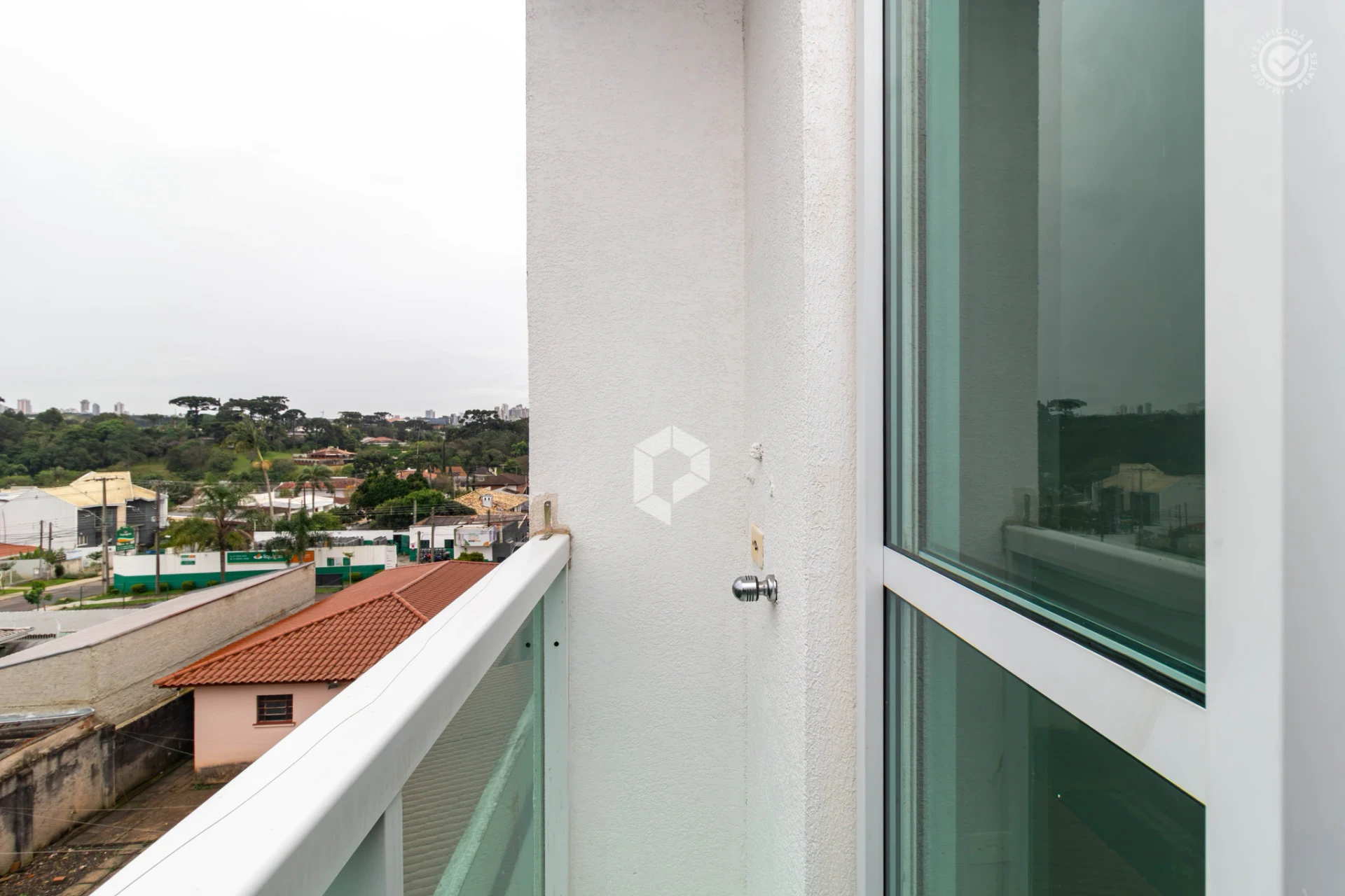 One-bedroom apartment with a home office in Curitiba — photo 15