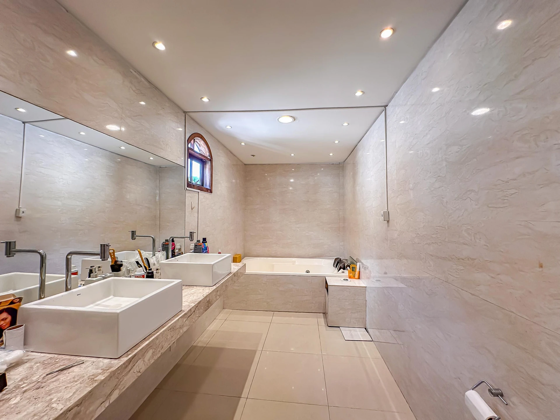 Furnished house with 3 bedrooms and a washing machine — photo 30