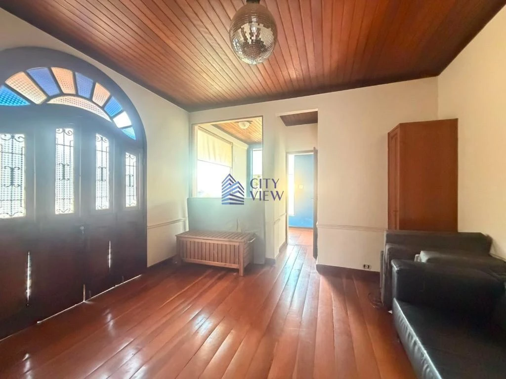 4-bedroom 500 m² house with 5 bathrooms — photo 28