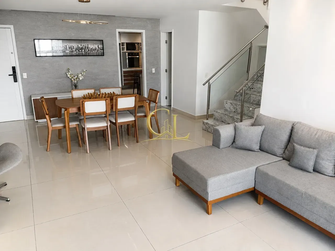 Apartamento mobiliado com 4 quartos e 4 banheiros — photo 10
