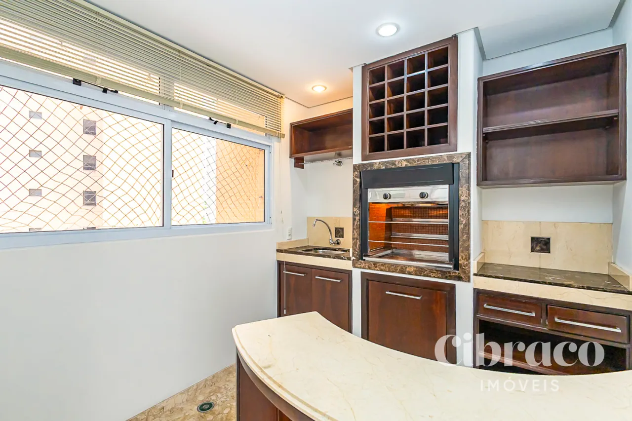 Apartamento de 3 dormitorios con 205 m² y balcón — photo 6