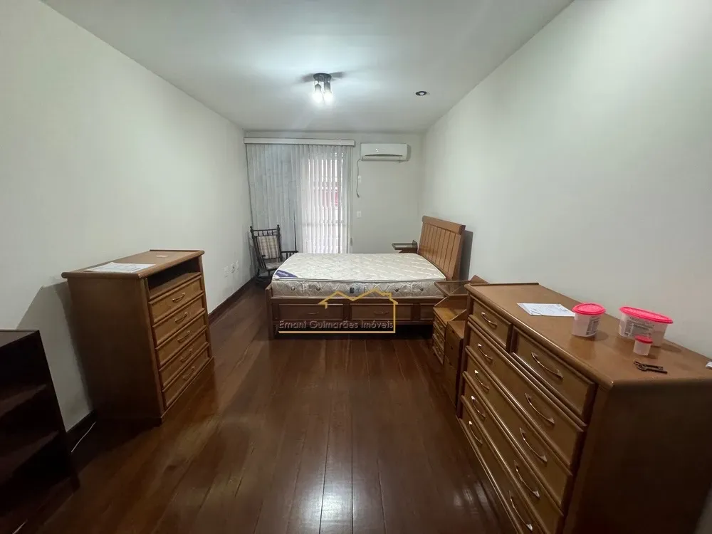 6-bedroom house with a mountain view in Rio de Janeiro — photo 15