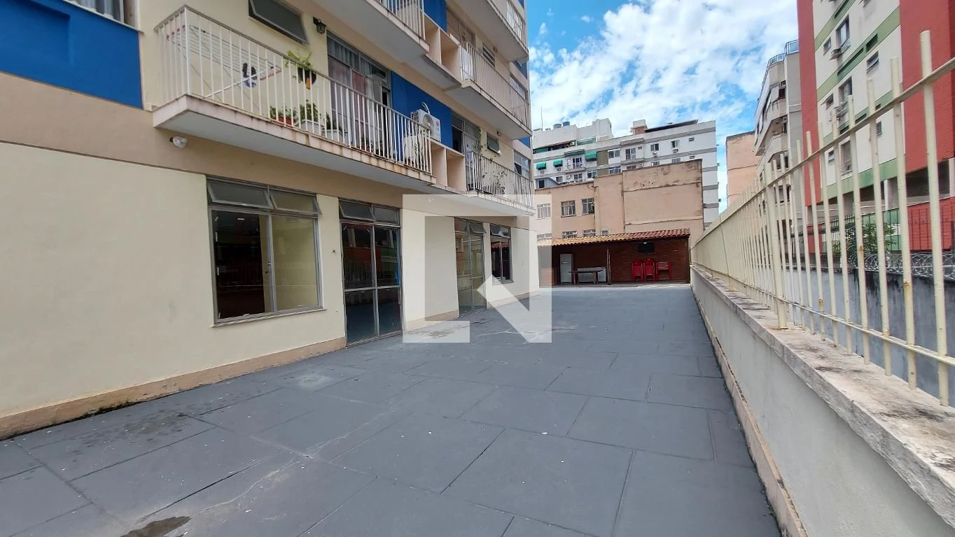 Apartamento mobiliado com 2 quartos e cozinha fechada — photo 25
