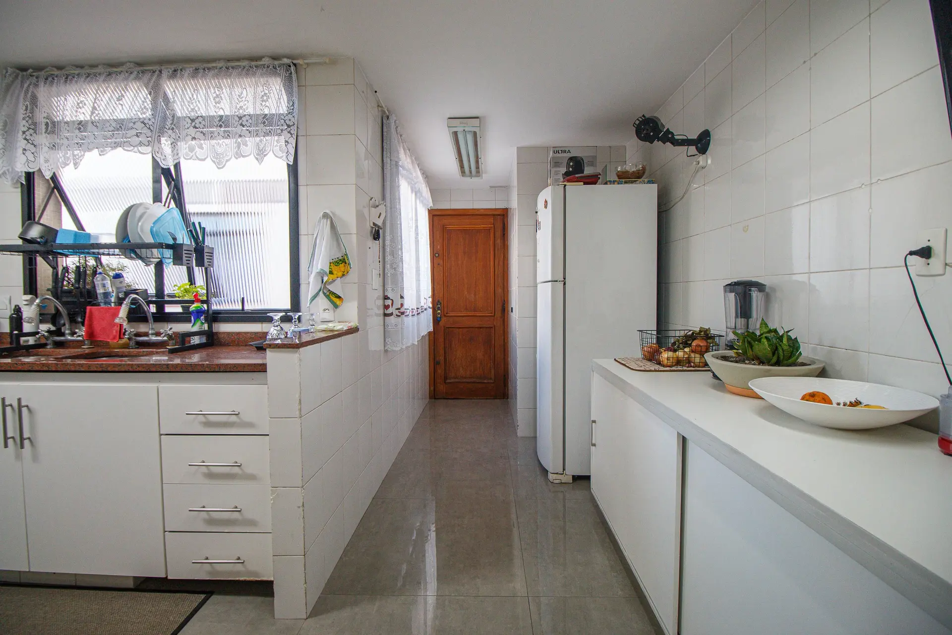 Furnished 2-bedroom apartment with 2 bathrooms and pet-friendly policy — photo 17
