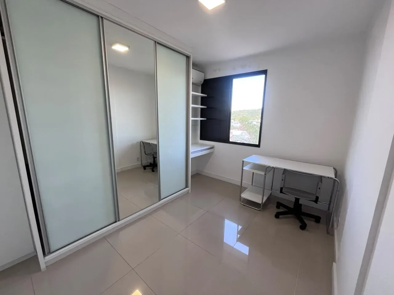 Apartamento no 4º andar com máquina de lavar — photo 13