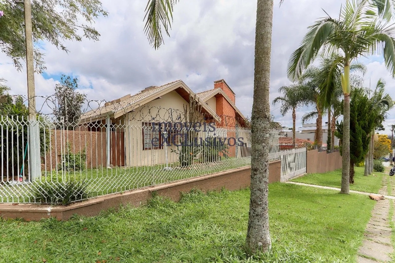 House with 3 en-suite bedrooms and 665 m² garden — photo 65