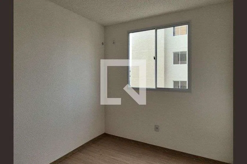2-bedroom apartment in a building with a gym — photo 3