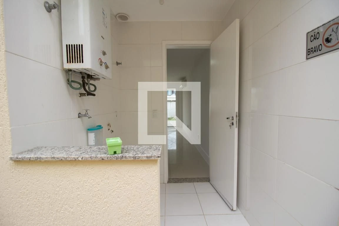 Casa com 4 quartos e cozinha aberta — photo 48