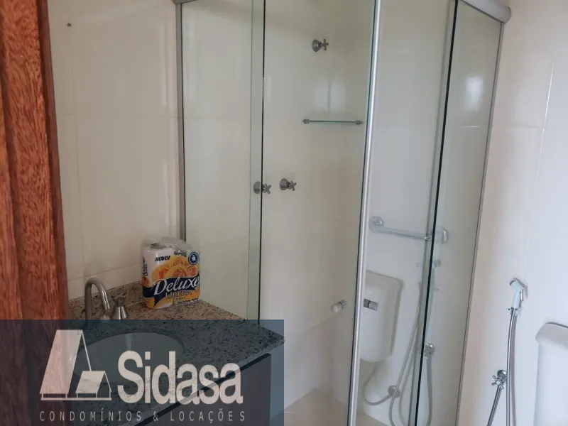 Unfurnished 3-bedroom apartment with a closed kitchen — photo 20
