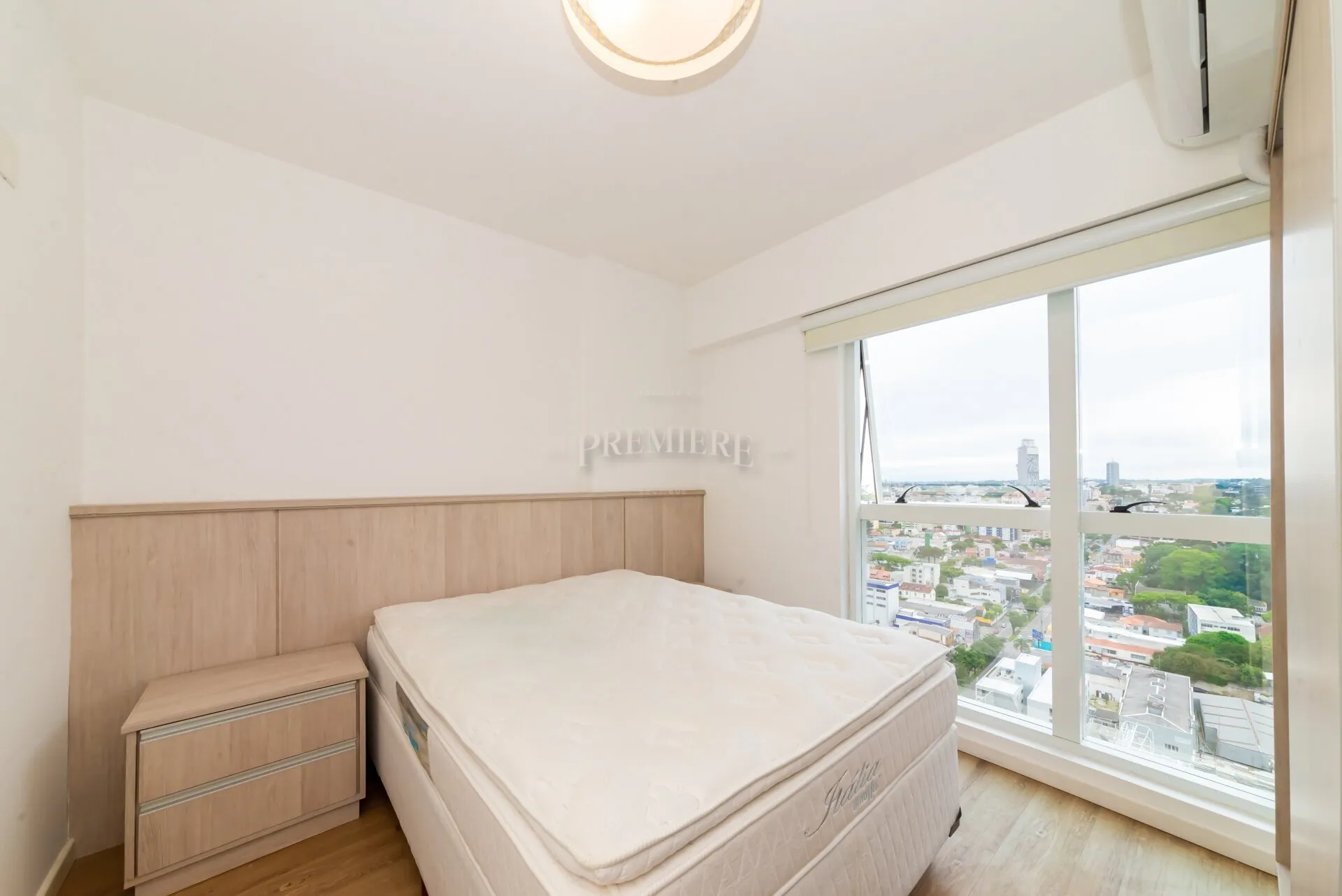 One-bedroom apartment with a washing machine in Curitiba — photo 3