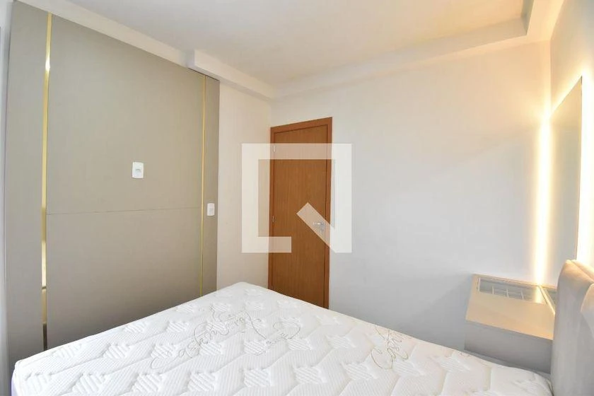 2-bedroom apartment with a home office in Curitiba — photo 27