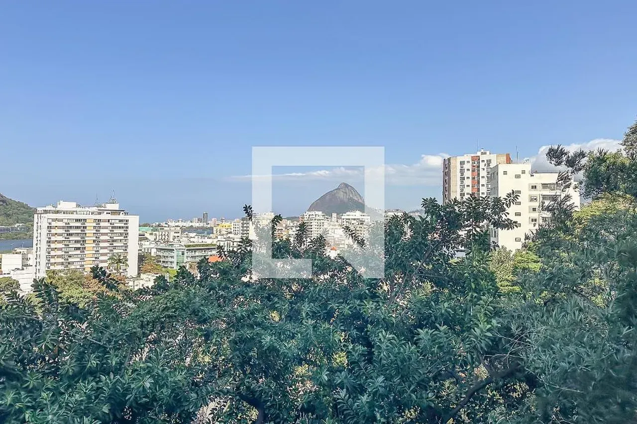 Furnished apartment, 80 m², with a mountain view — photo 32