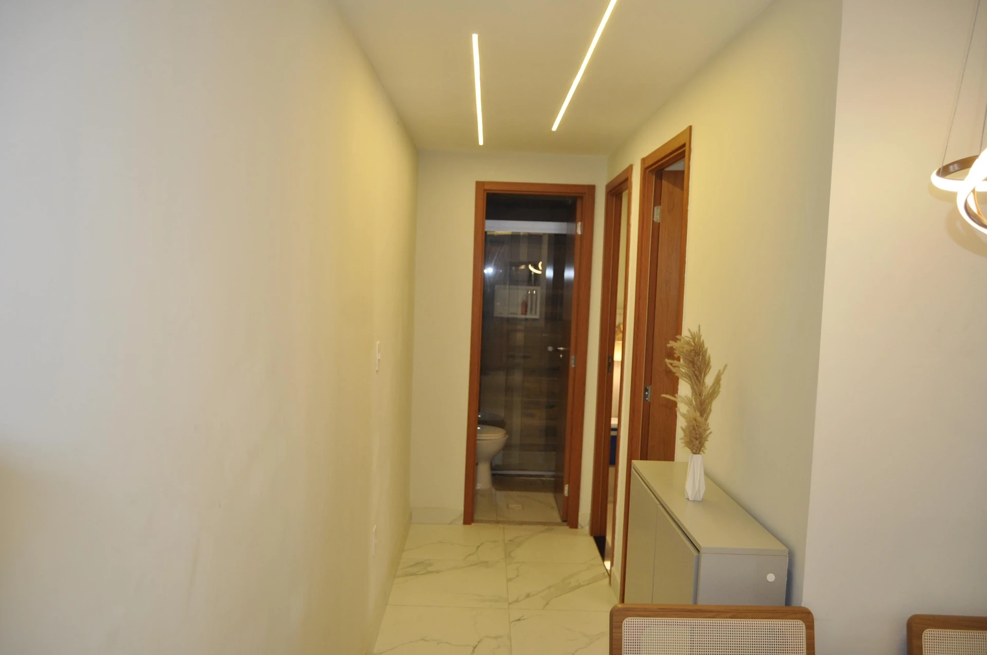Furnished apartment, 37 m², with a mountain view — photo 32