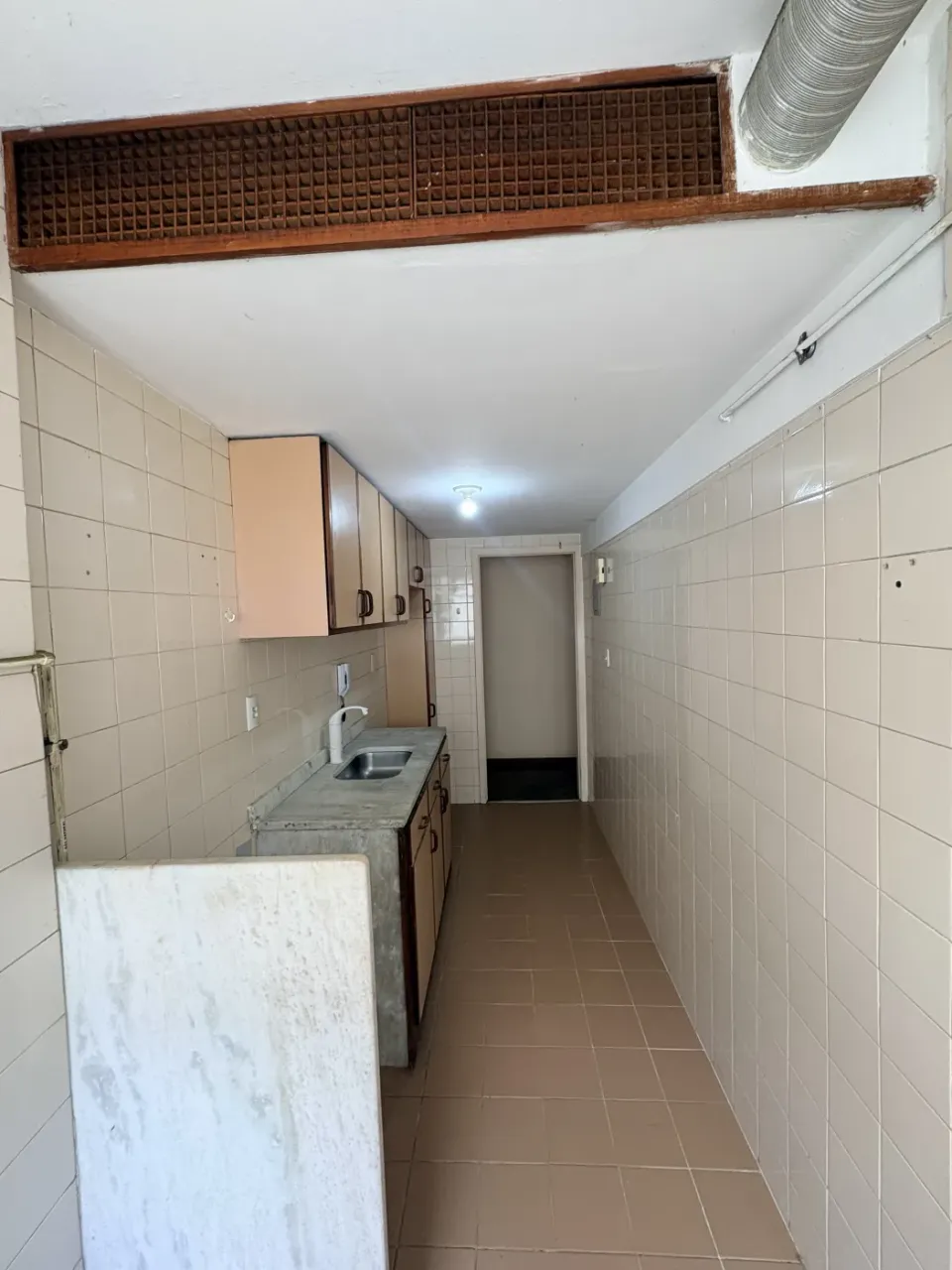 Unfurnished apartment with 2 bedrooms and 1 parking spot — photo 7