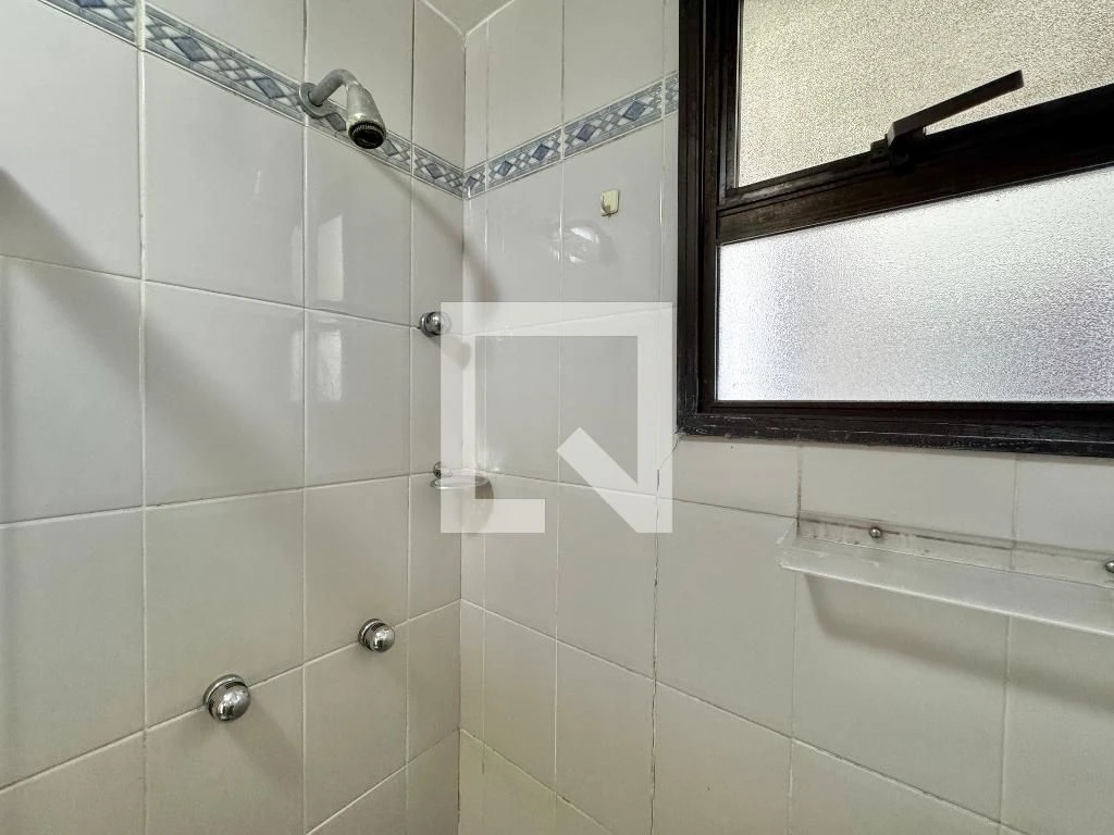 Apartment, 92 m², with a glass-enclosed balcony — photo 35