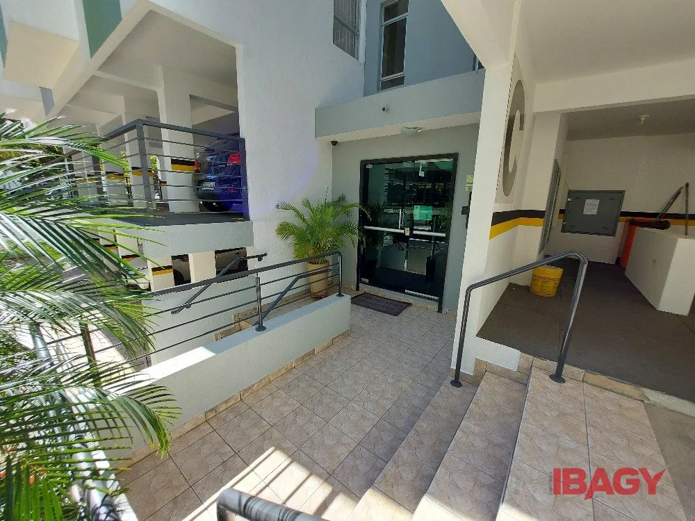 70 m² apartment with 2 bedrooms and 24-hour concierge — photo 6