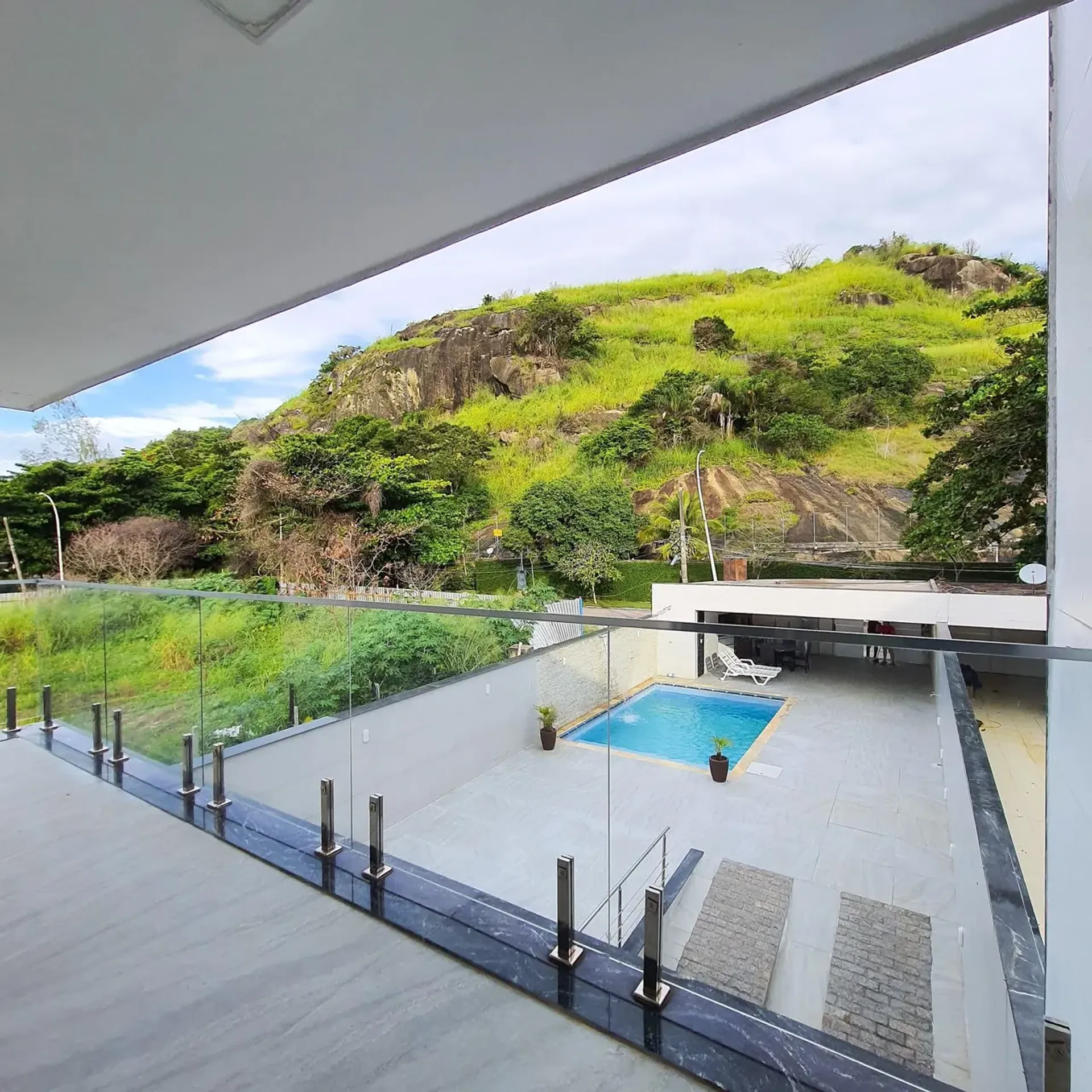 Casa de 4 dormitorios con balcón gourmet en Rio de Janeiro — photo 4