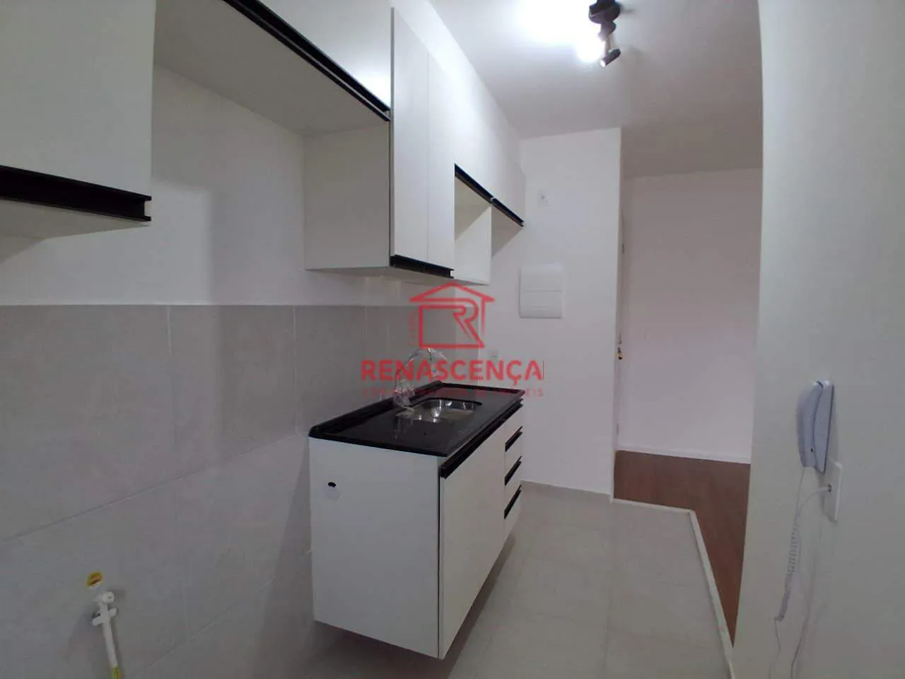 Квартира 47 м² з 2 спальнями і балконом — photo 7