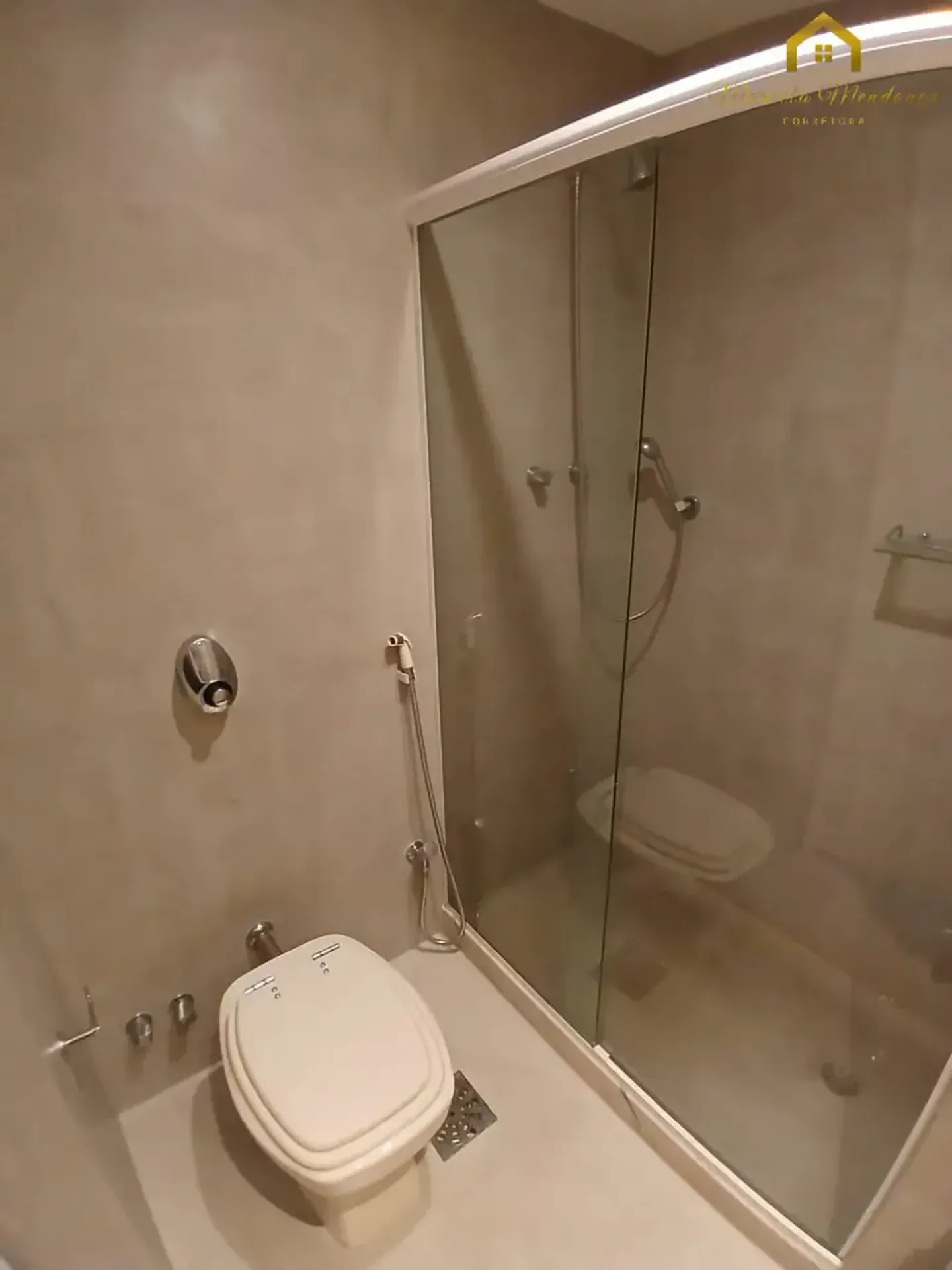 Apartment, 109 m², with a glass-enclosed balcony — photo 14