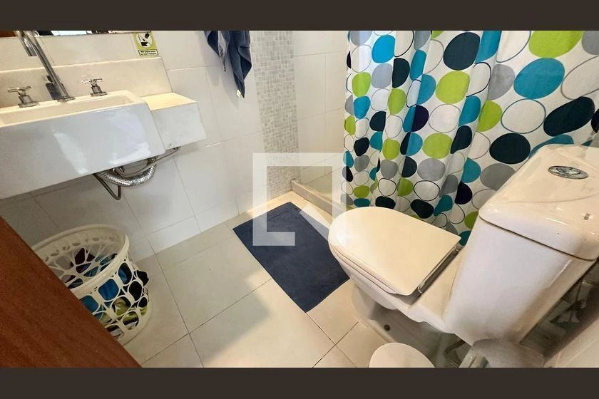 Casa com 5 quartos e cozinha aberta de 300 m² — photo 37