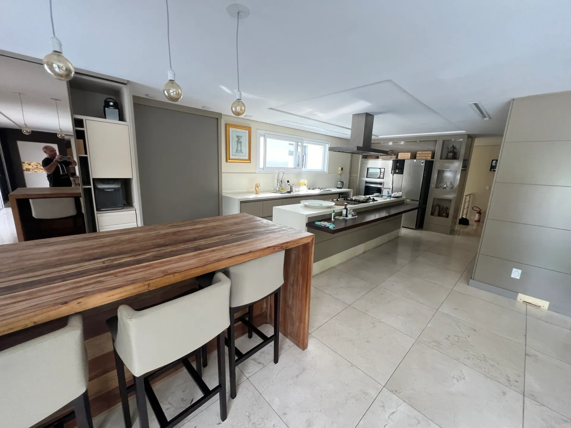 Casa com 6 suítes e 7 banheiros em 1000 m² — photo 34
