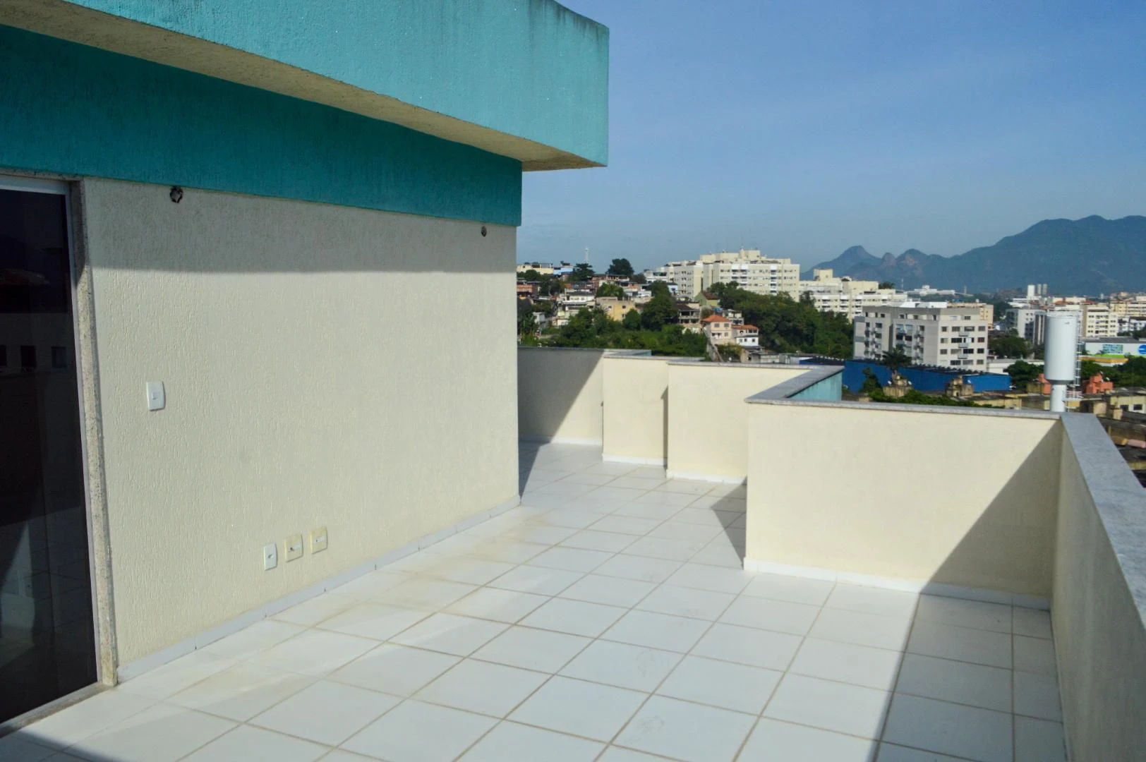 Apartment for rent with 4 bedrooms, 4 bathrooms and parking — photo 25