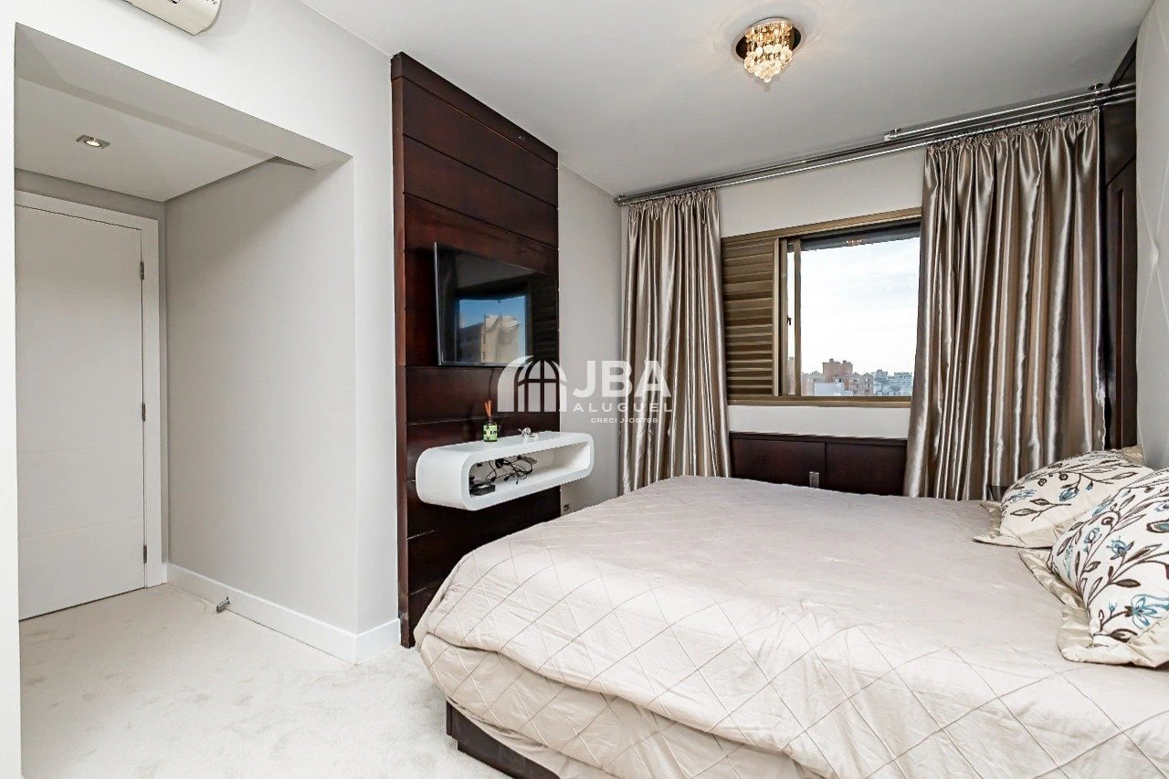 Квартира 226 м² з 3 спальнями та кухнею відкритого плану — photo 5