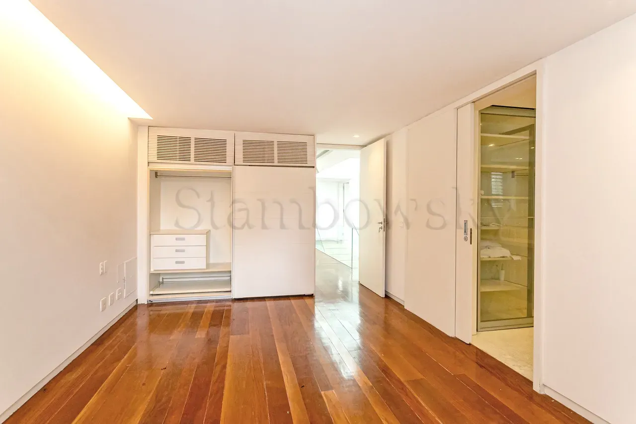 House with 3 bedrooms and a closed-off gas kitchen — photo 19