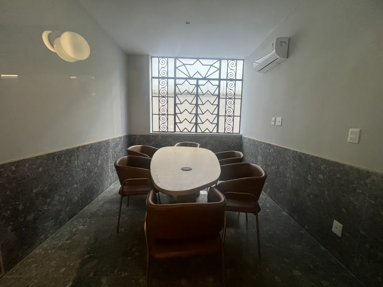 Unfurnished apartment with 1 bedroom and 1 bathroom — photo 19