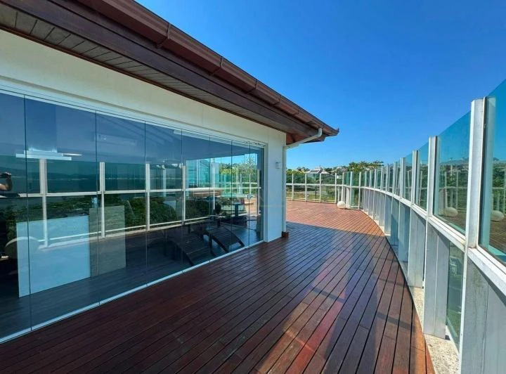 Large apartment with 4 en-suite rooms, water view and 3 parking — photo 8